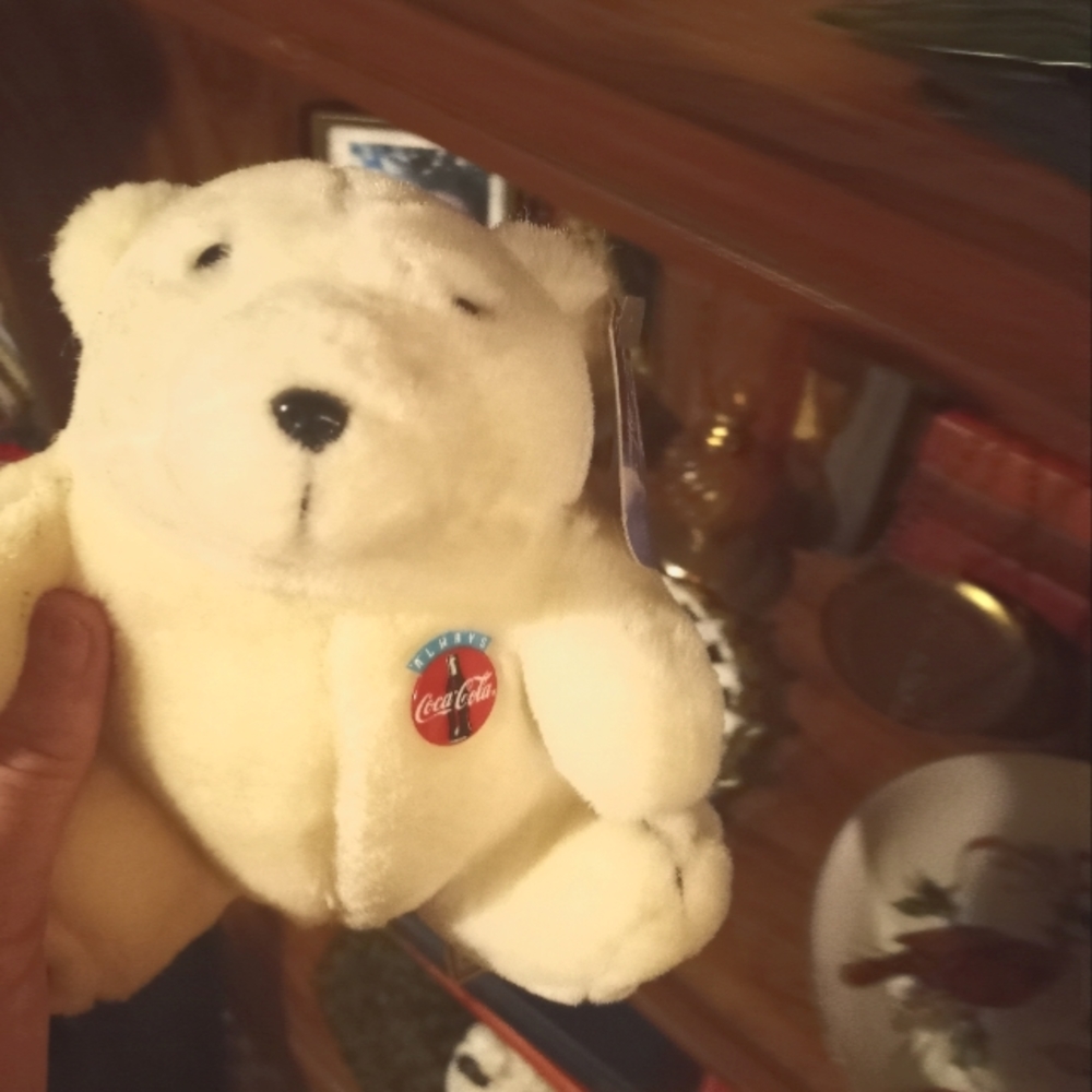 1995 cocoa cola polar bear in perfect shape